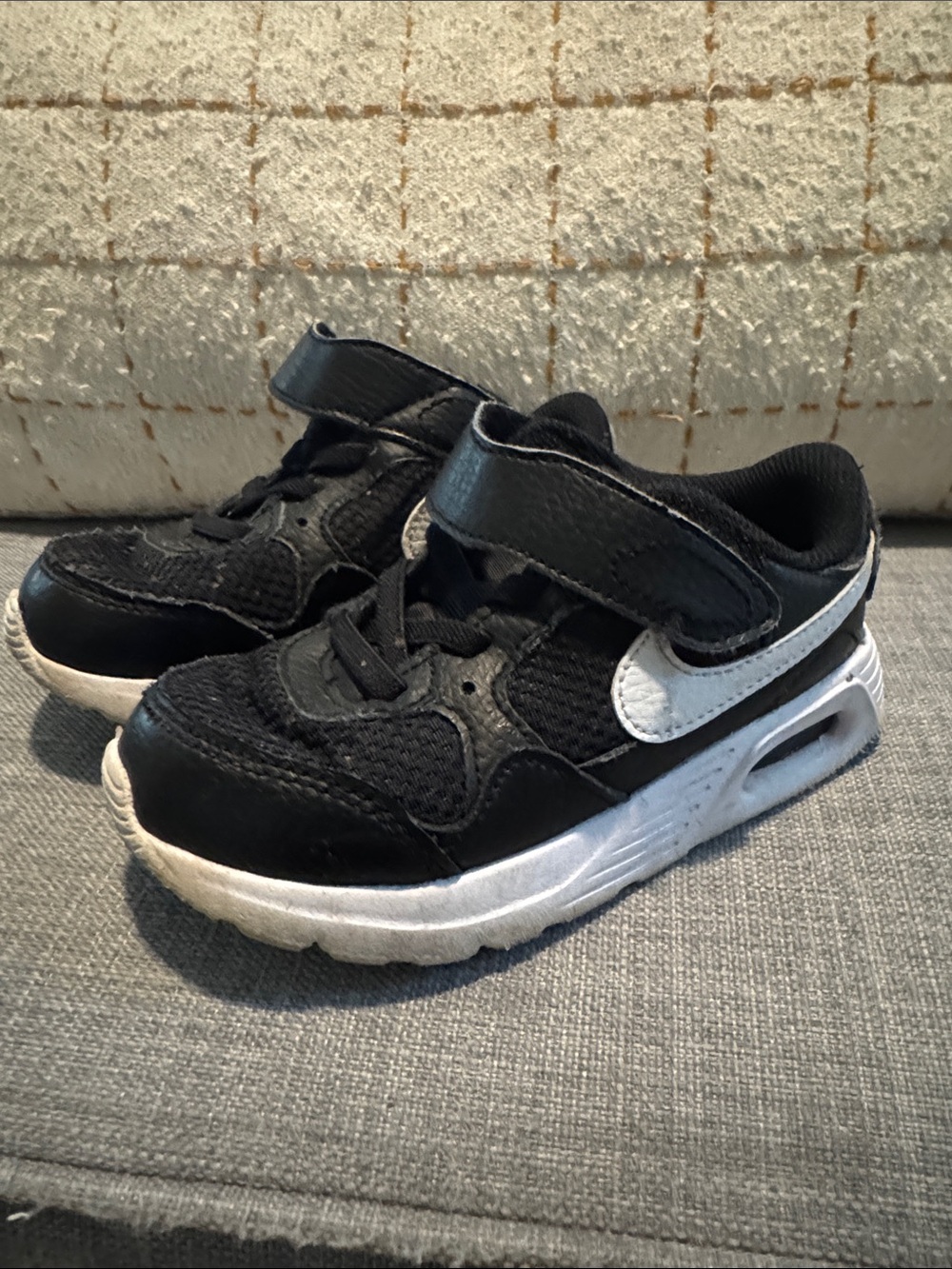 Nike Kids Black and White Hook-and-Loop Sneakers